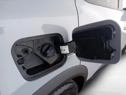 Photo 9 Renault Captur  1.8 E-Tech full hybrid 160ch Techno - 25
