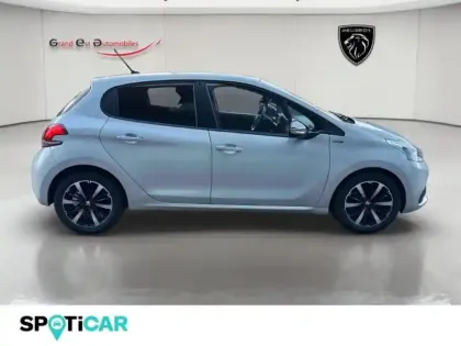 Photo 6 Peugeot 208  1.2 PureTech 82ch E6.c Signature 5p