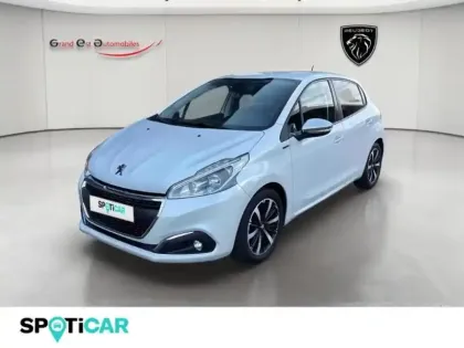 Photo Peugeot 208 Signature