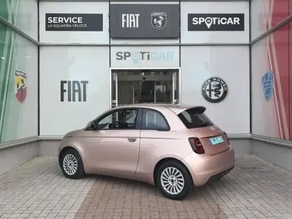 Photo 6 Fiat 500  3+1 e 118ch MY23