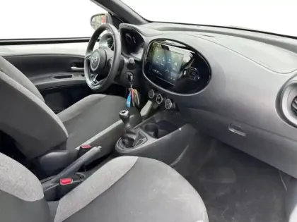 Photo 10 Toyota Aygo X  1.0 VVT-i 72ch Dynamic MY23