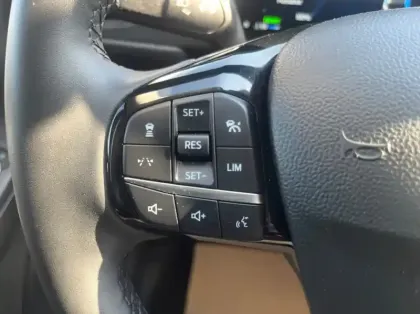 Photo 16 Ford Kuga 2.5 Duratec 180ch Hybrid FlexiFuel Titanium Business Powershift