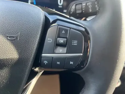Photo 20 Ford Kuga 2.5 Duratec 180ch Hybrid FlexiFuel Titanium Business Powershift