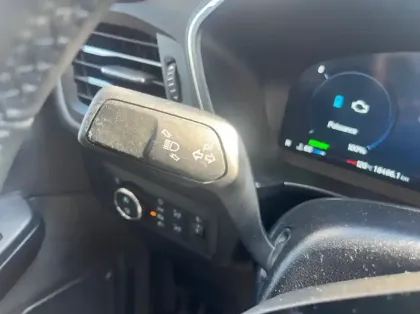 Photo 18 Ford Kuga 2.5 Duratec 180ch Hybrid FlexiFuel Titanium Business Powershift