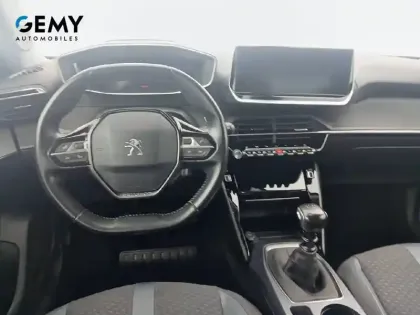 Photo 7 Peugeot 2008  PureTech 100 S&S BVM6