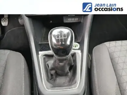 Photo 12 Volkswagen T-cross  1.0 TSI 95 Start/Stop BVM5