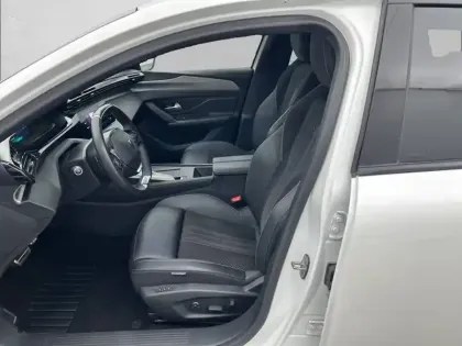 Photo 10 Peugeot 308  SW PHEV 225 e-EAT8