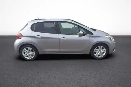 Photo 6 Peugeot 208  PureTech 82ch S&S BVM5 6.2 Evap