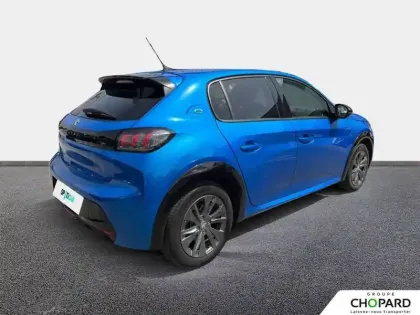 Photo 7 Peugeot 208  Electrique 50 kWh 136ch