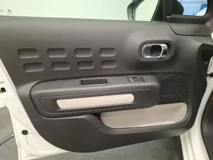 Photo 12 Citroën C3  PureTech 83 ch BVM5