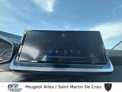 Photo 16 Peugeot 208  PureTech 75 S&S BVM5