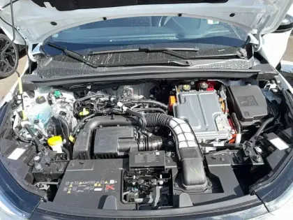 Photo 40 Renault Captur  E-Tech full hybrid 160 ch