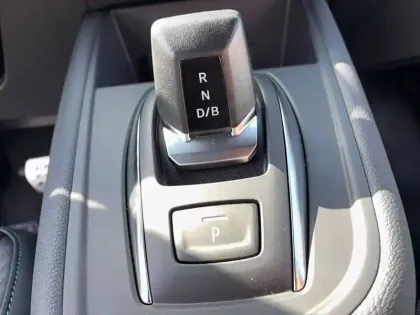 Photo 47 Renault Captur  E-Tech full hybrid 160 ch