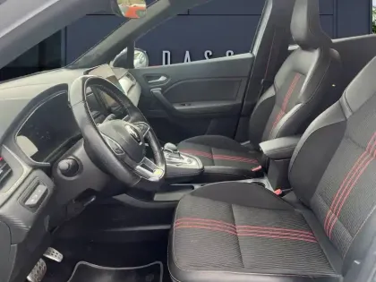 Photo 8 Renault Captur  E-Tech hybride 145