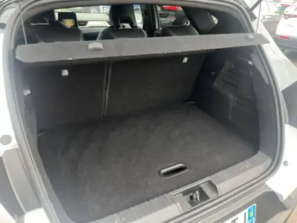 Photo 45 Renault Captur  E-Tech hybride 145