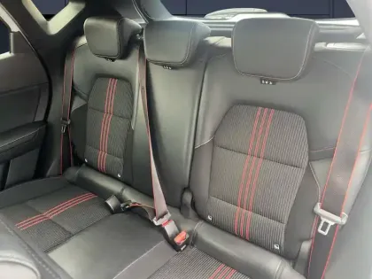 Photo 39 Renault Captur  E-Tech hybride 145