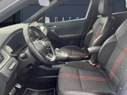 Photo 35 Renault Captur  E-Tech hybride 145