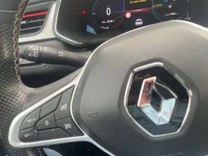 Photo 51 Renault Captur  E-Tech hybride 145