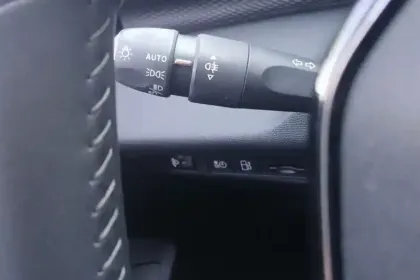 Photo 33 Peugeot 308  PHEV 180 e-EAT8