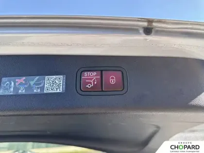 Photo 23 Mercedes Classe E  Break 300 e Hybrid EQ 9G-Tronic