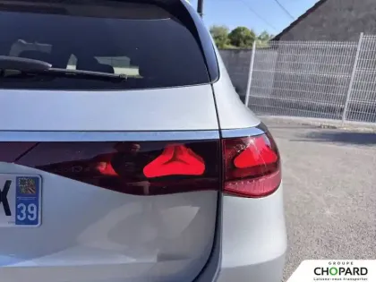 Photo 27 Mercedes Classe E  Break 300 e Hybrid EQ 9G-Tronic