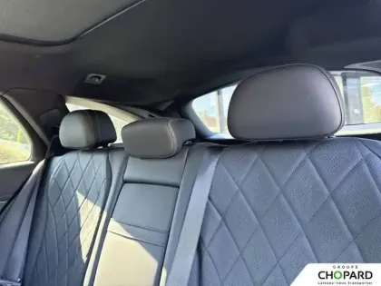 Photo 18 Mercedes Classe E  Break 300 e Hybrid EQ 9G-Tronic