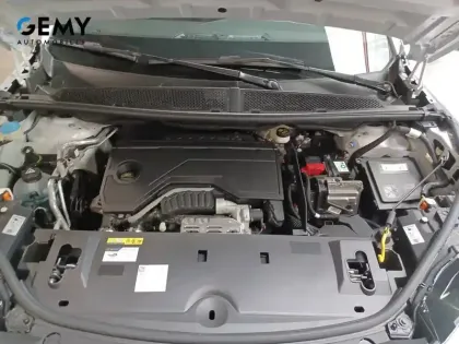 Photo 11 Peugeot 5008  Hybrid 145 ch e-DCS6