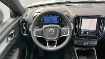 Photo 5 Volvo XC40  B3 163 ch DCT7