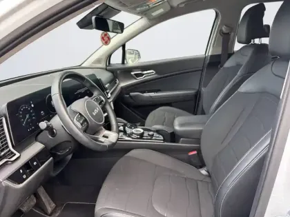 Photo 8 Kia Sportage  1.6 T-GDi 230ch ISG Hybride BVA6 4x2