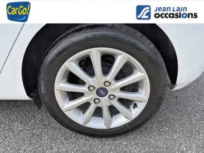 Photo 11 Ford Fiesta  1.0 EcoBoost 100 ch S&S BVM6