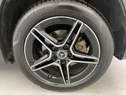 Photo 18 Mercedes GLA  250 e 8G-DCT
