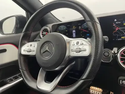 Photo 26 Mercedes GLA  250 e 8G-DCT