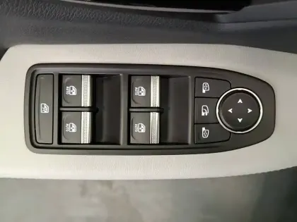 Photo 14 Renault Scenic  E-Tech électrique 220 ch grande autonomie