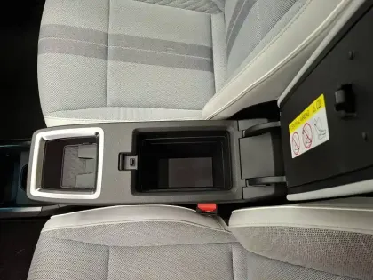 Photo 31 Renault Scenic  E-Tech électrique 220 ch grande autonomie