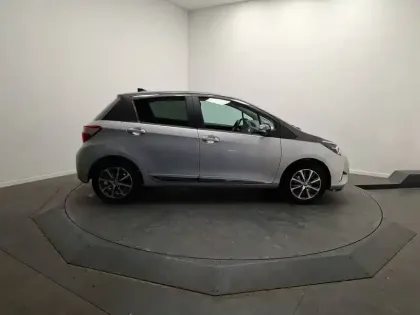 Photo 5 Toyota Yaris  110 VVT-i