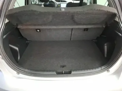 Photo 8 Toyota Yaris  110 VVT-i