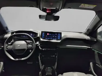 Photo 7 Peugeot 2008  PureTech 130 S&S EAT8
