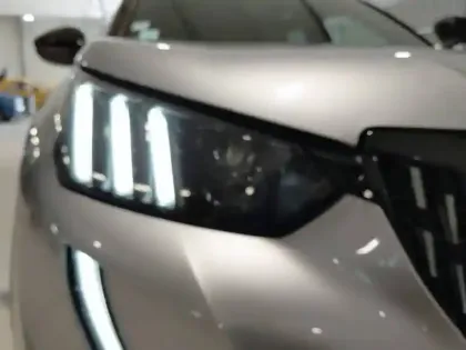 Photo 15 Peugeot 2008  PureTech 130 S&S EAT8