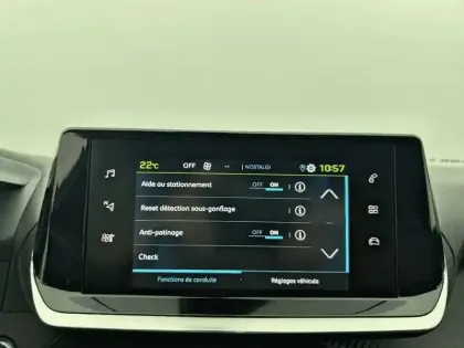 Photo 22 Peugeot 2008  Electrique 136 ch