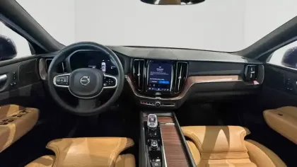 Photo 15 Volvo XC60  T6 Recharge AWD 253 ch + 145 ch Geartronic 8