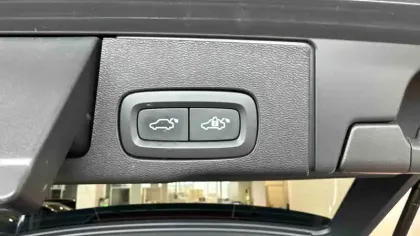 Photo 11 Volvo XC60  T6 Recharge AWD 253 ch + 145 ch Geartronic 8