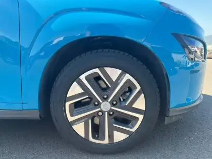 Photo 15 Hyundai Kona  Electrique 39 kWh - 136 ch