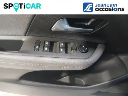 Photo 18 Opel Mokka  Electrique 136 ch & Batterie 50 kWh