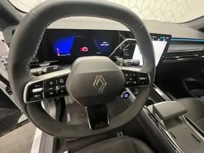 Photo 11 Renault Austral  full hybrid E-Tech 200 ch