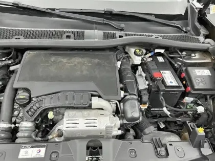 Photo 26 Peugeot 2008  PureTech 130 S&S EAT8
