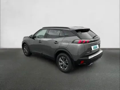Photo 6 Peugeot 2008  PureTech 130 S&S EAT8