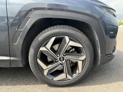 Photo 15 Hyundai Tucson  1.6 T-GDI 230 Hybrid BVA6