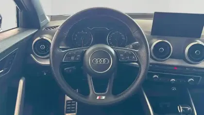 Photo 11 Audi Q2  35 TFSI 150 S tronic 7
