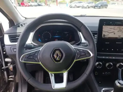 Photo 11 Renault Captur  mild hybrid 140