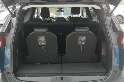 Photo 38 Peugeot 5008  PureTech 130ch S&S EAT8